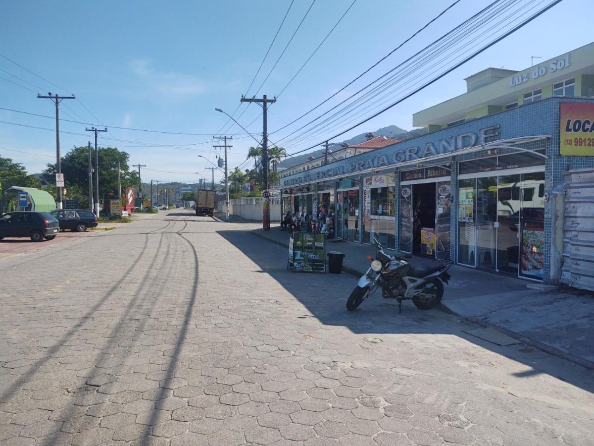 Apartamento Ubatuba - Praia Grande - 200M Da Praia المظهر الخارجي الصورة